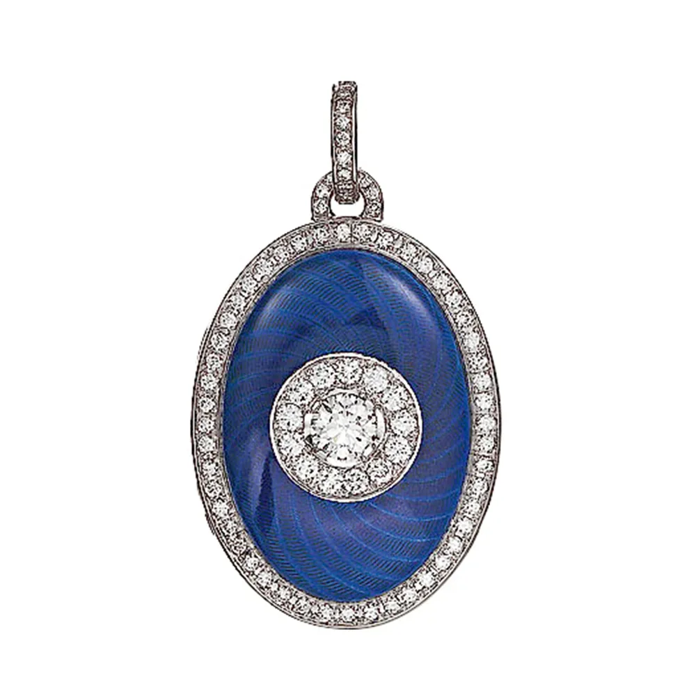 Ovaler Anhänger aus Weißgold, mit blauer Farbe, verziert mit Brillanten und einem blauen Edelstein