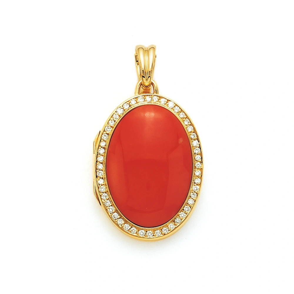 Ovales Medaillon-Collier aus Gelbgold mit orangeroter Einlage in der Mitte und Brillantkranz