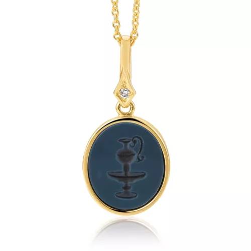 Oval pendant necklace, yellow gold, blue gemstone, cup, diamond.