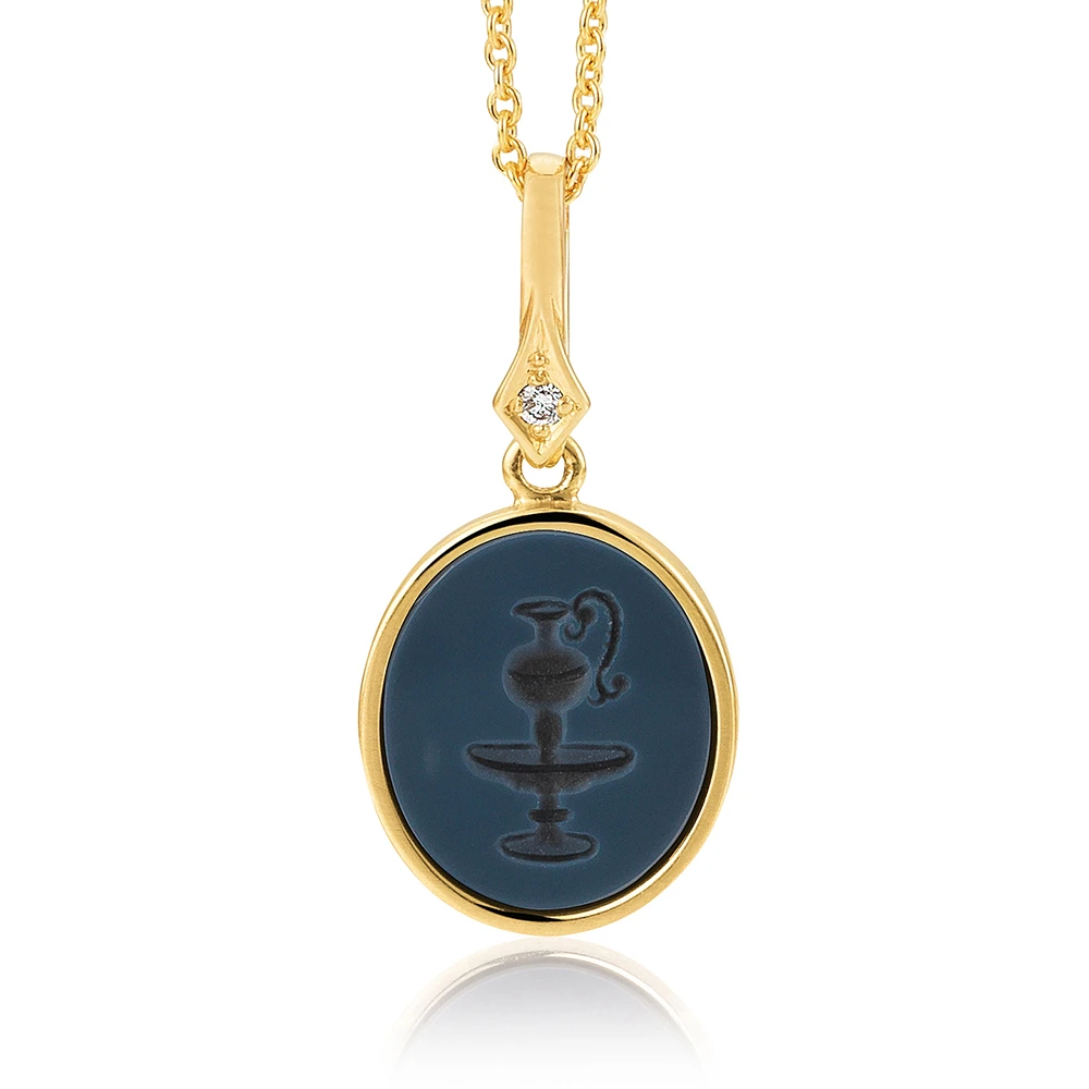 Oval pendant necklace, yellow gold, blue gemstone, cup, diamond.