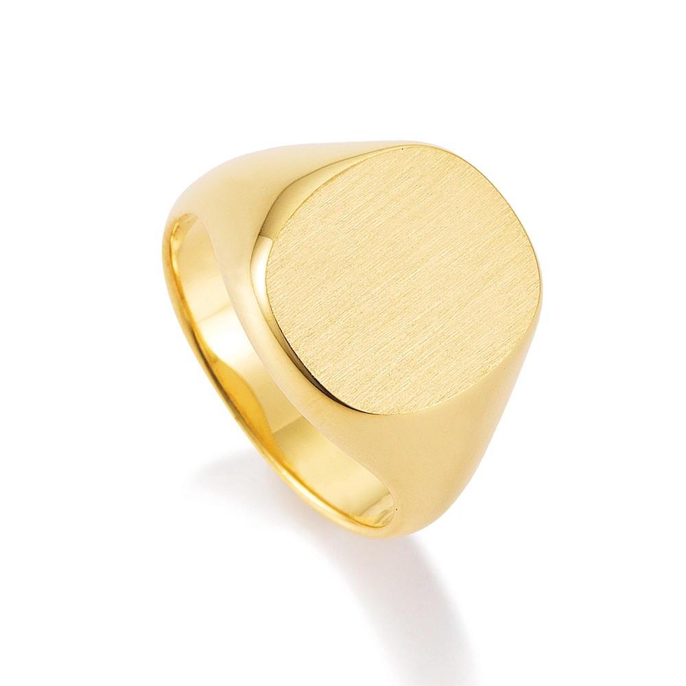 Yellow gold signet ring rectangular with rounded sides 14.0 x 13.0 mm - without engraving Bird's eye view from the left