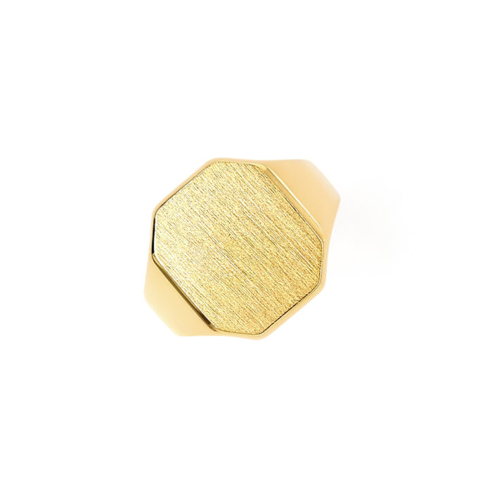 " Yellow gold octagonal signet ring 11.0 x 13.2 mm - without engraving" Top view