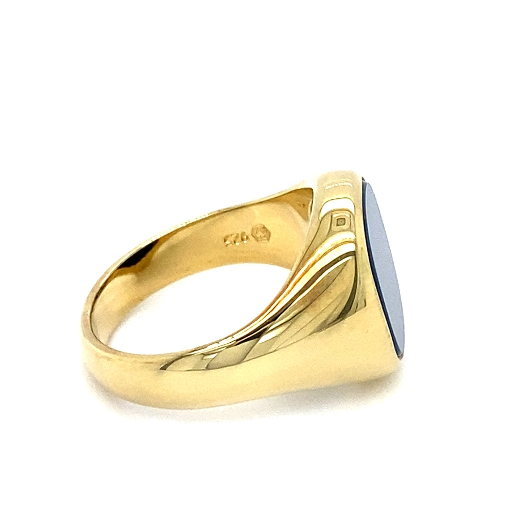 Siegelring Gelbgold mit rechteckigem blauem Edelstein
