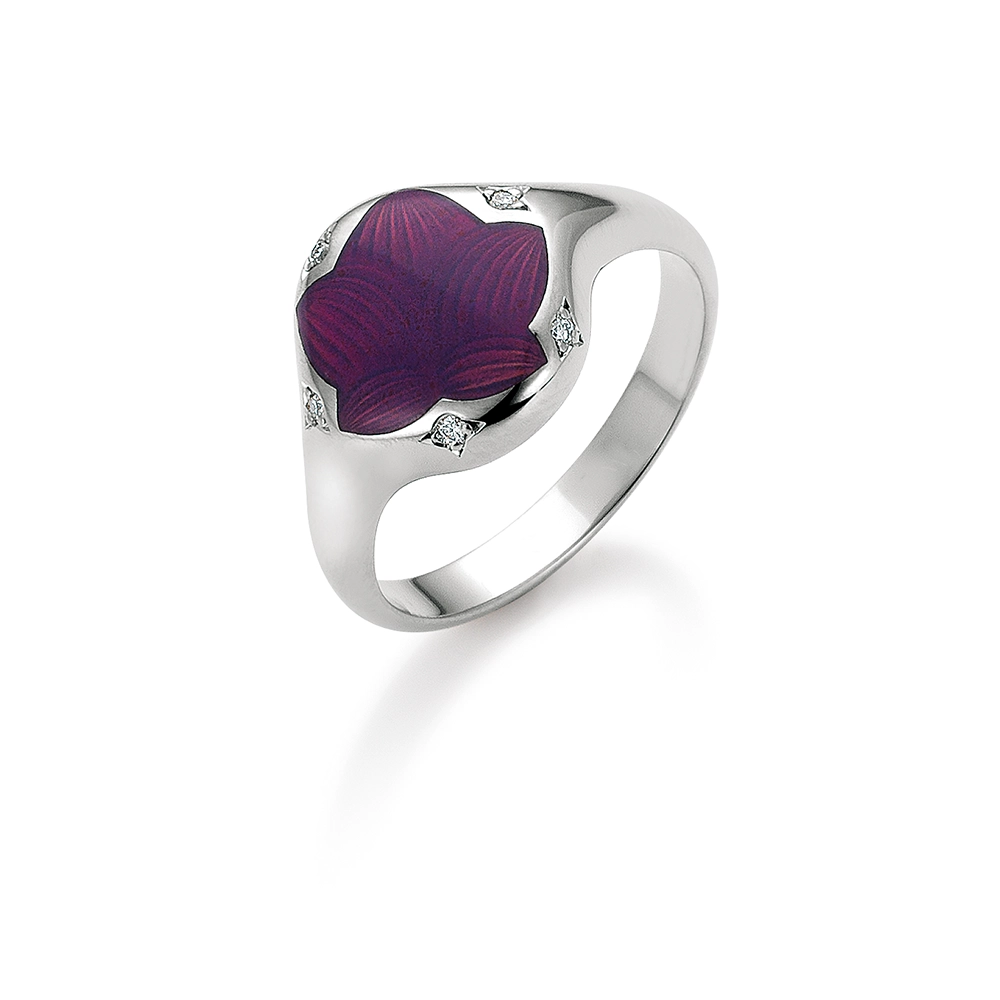 Ring aus Weißgold purpur gefärbt oval und verziert mit Brillanten