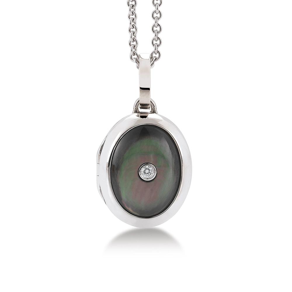 Ovales Medaillon-Collier in Weißgold, schwarzer Edelstein und ein Brillant