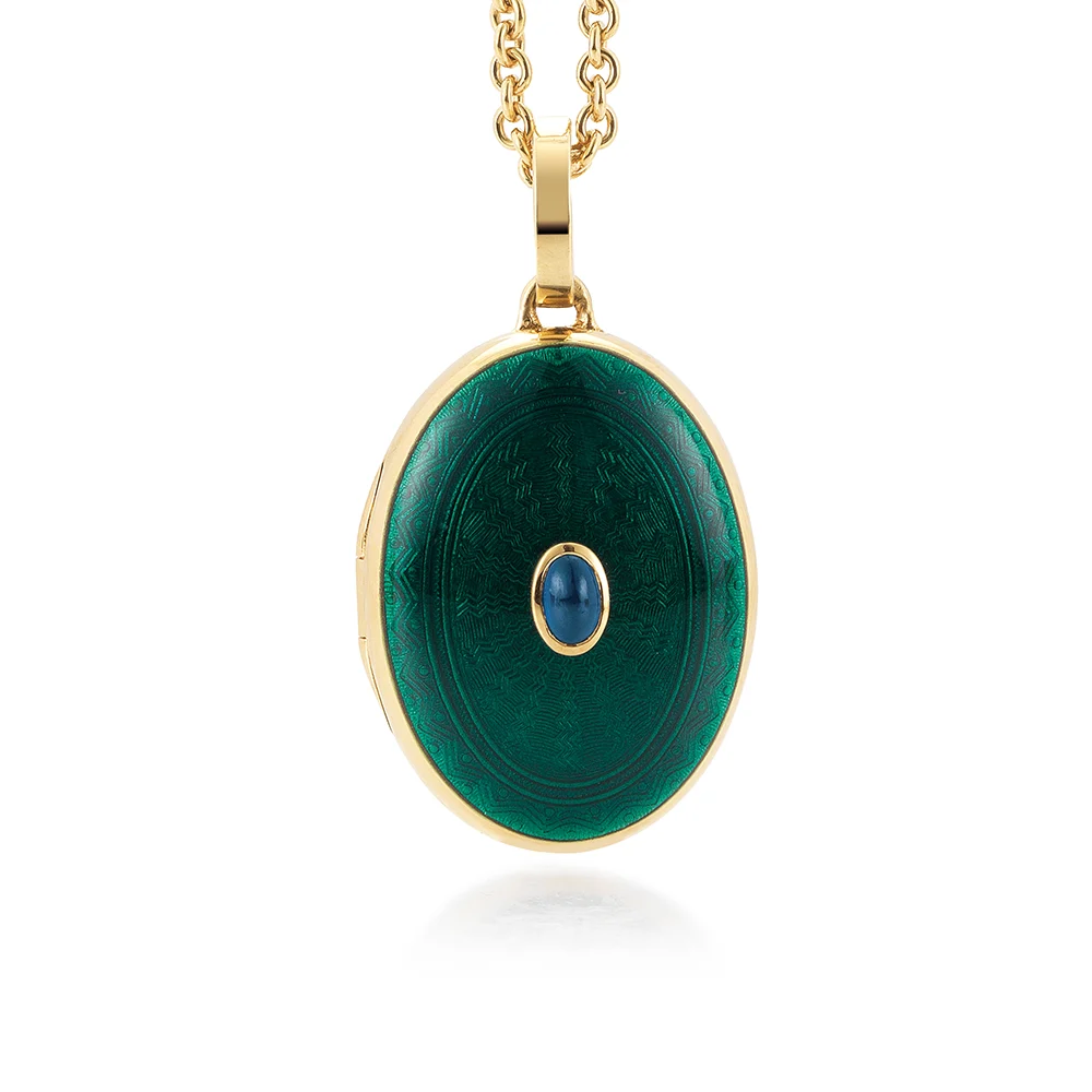Ovales Medaillon-Collier aus Gelbgold, smaragdgrün lackiert und mit einem Saphir besetzt