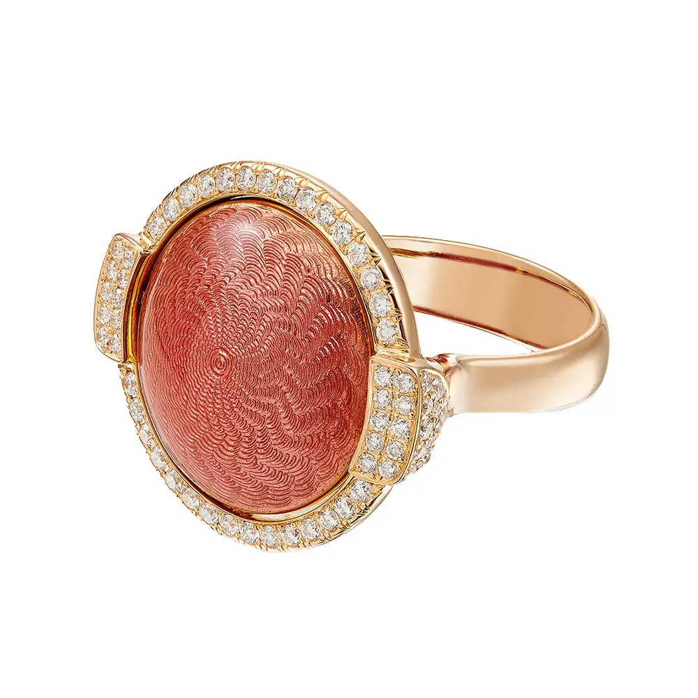 Swivel ring Candy in rose gold with a round domed centre lens that can be turned to show pink or purple enamel, decorated with a windmill guilloché pattern and framed with 78 diamonds, 20 x 22 mm.