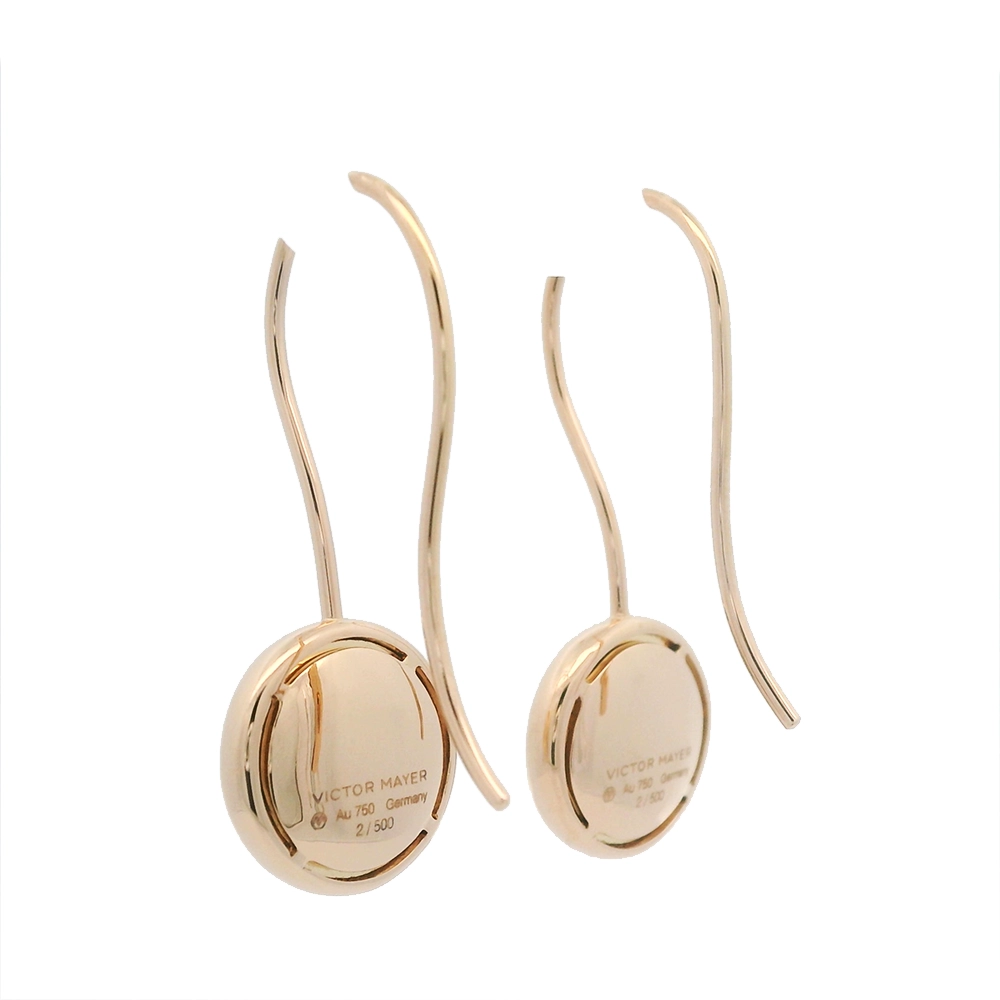 Round Candy ear hooks in rose gold with slightly domed pink enamel over windmill guilloché, diameter 11.6 mm.