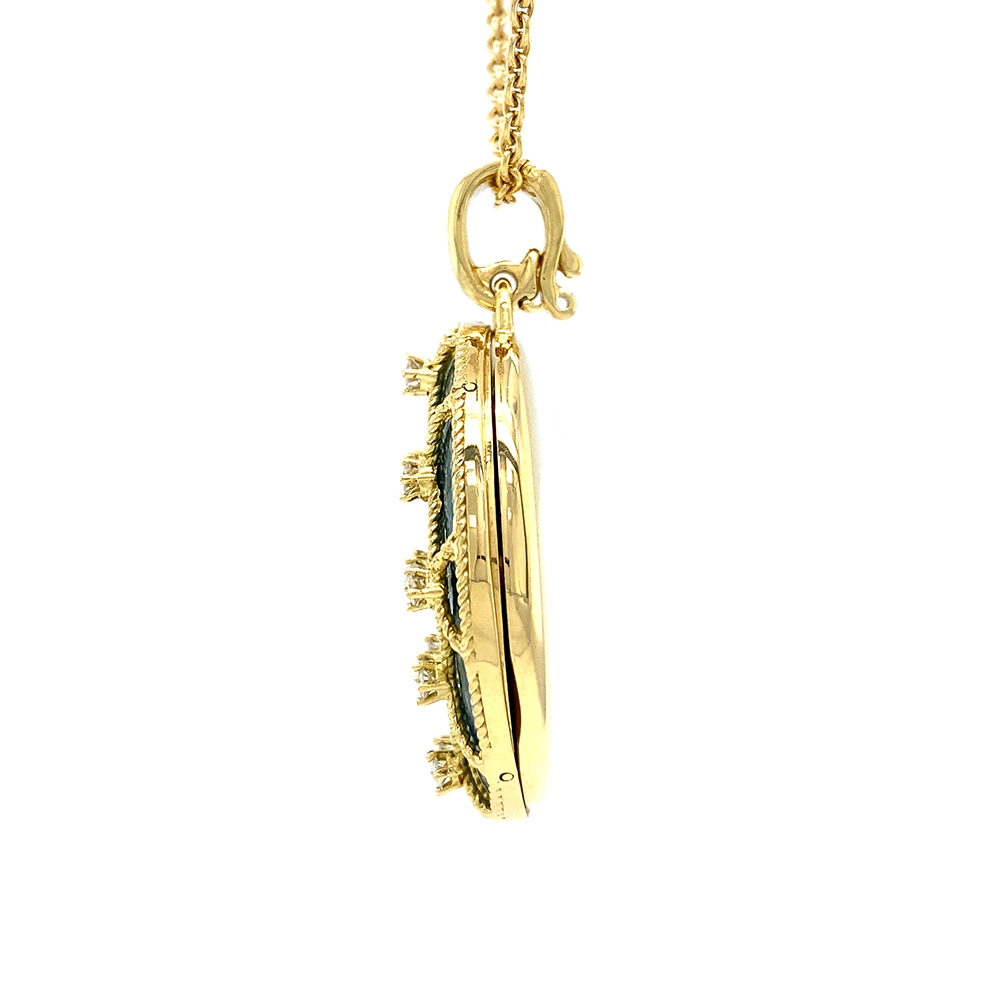 Ovales Medaillon-Collier in Gelbgold, hellblau lackiert und mit Brilllanten bestezt